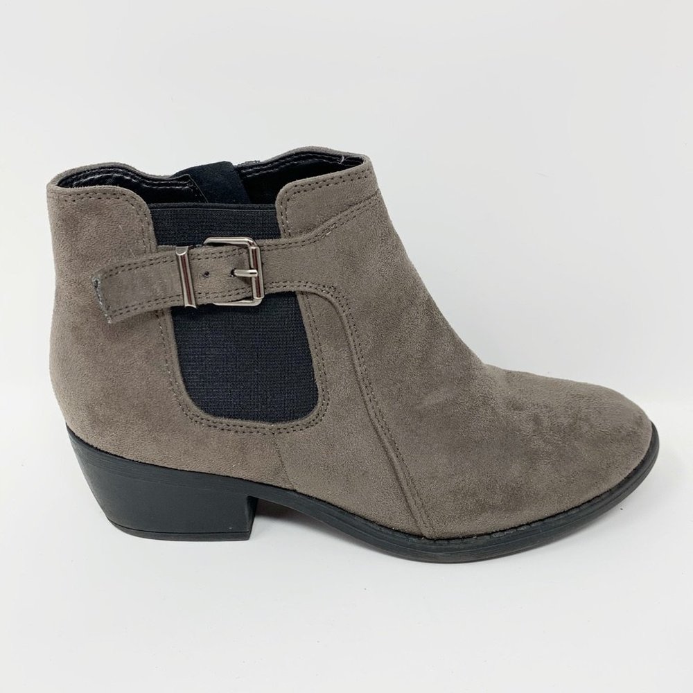 Soda Gray Faux Suede Side zip Bootie Size 7.5